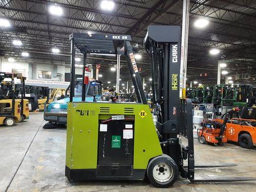 For Rent 4000 lbs - 276" lift -  Electric - Indoor Warehouse