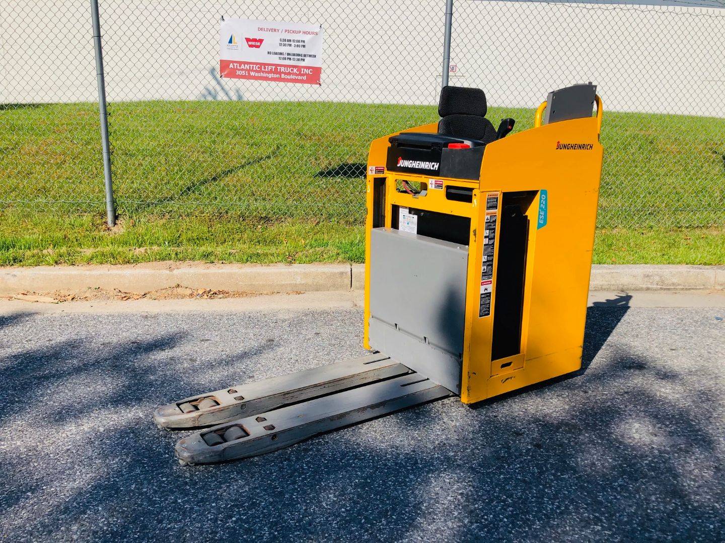 2018 Electric Jungheinrich ESE220NA Electric Walkie/Rider Pallet Jack