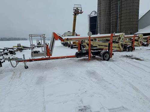 For Rent 50' lift -  DC Power -  Trailer Mounted