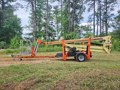 For Rent 50' lift -  DC Power -  Trailer Mounted