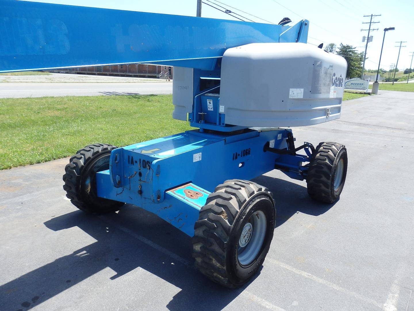 2012 Diesel Genie S45 Articulated Boom