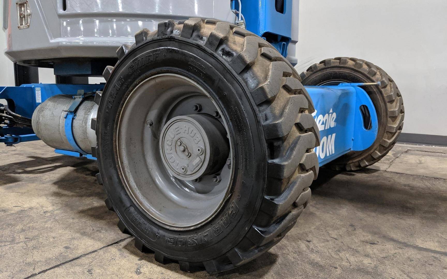 2002 BiEnergy Genie Z34/22N Articulated Boom