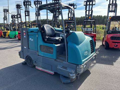 For Rent  Rider Sweeper/Scrubbers - Gas/Propane