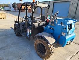 For Rent 5500 lbs - 19' lift -  Diesel