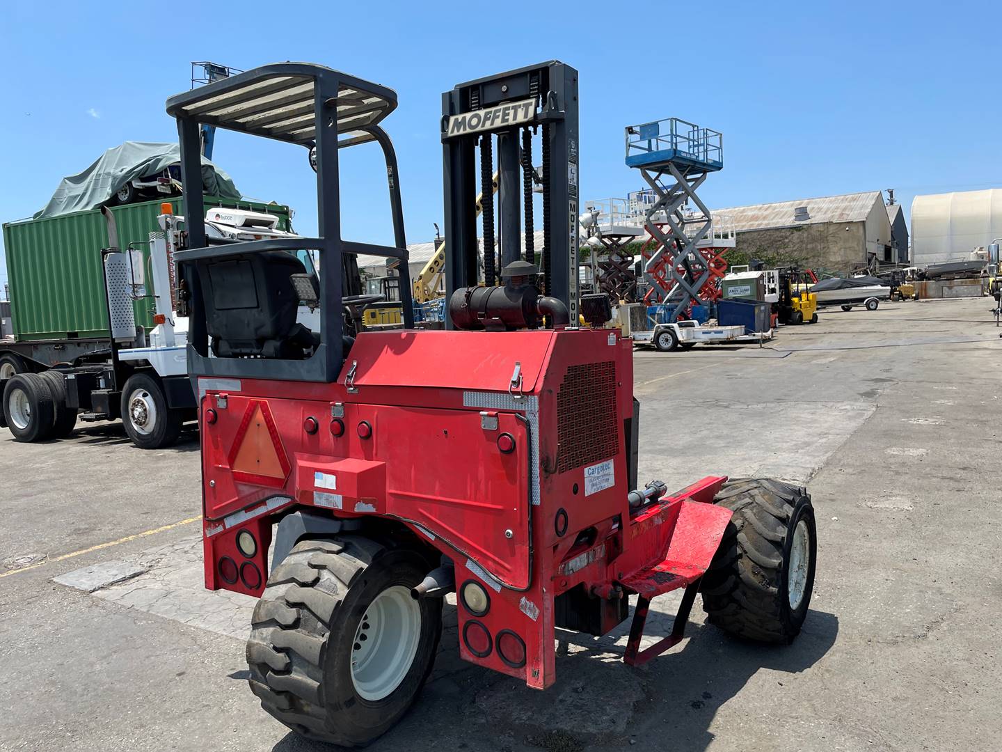 2000 Diesel Moffett M5000 Truck Mounted Forklift (Sod Loaders)