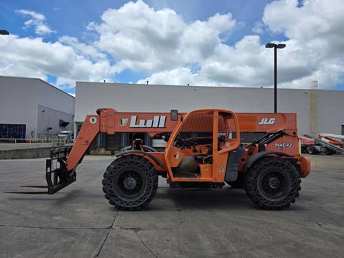 For Rent 9000 lbs -  Diesel