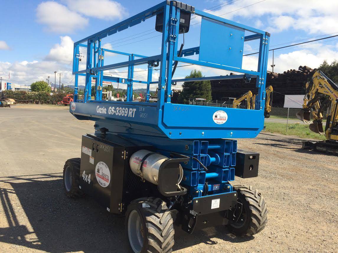 2016 Dual Fuel Genie GS3369 Slab