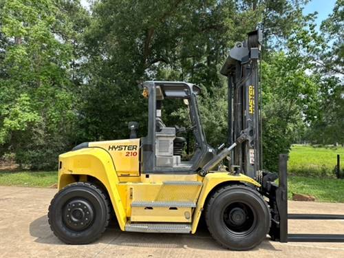 For Rent 21000 lbs - 183" lift -  Diesel - Indoor/Outdoor Pneumatic Tires