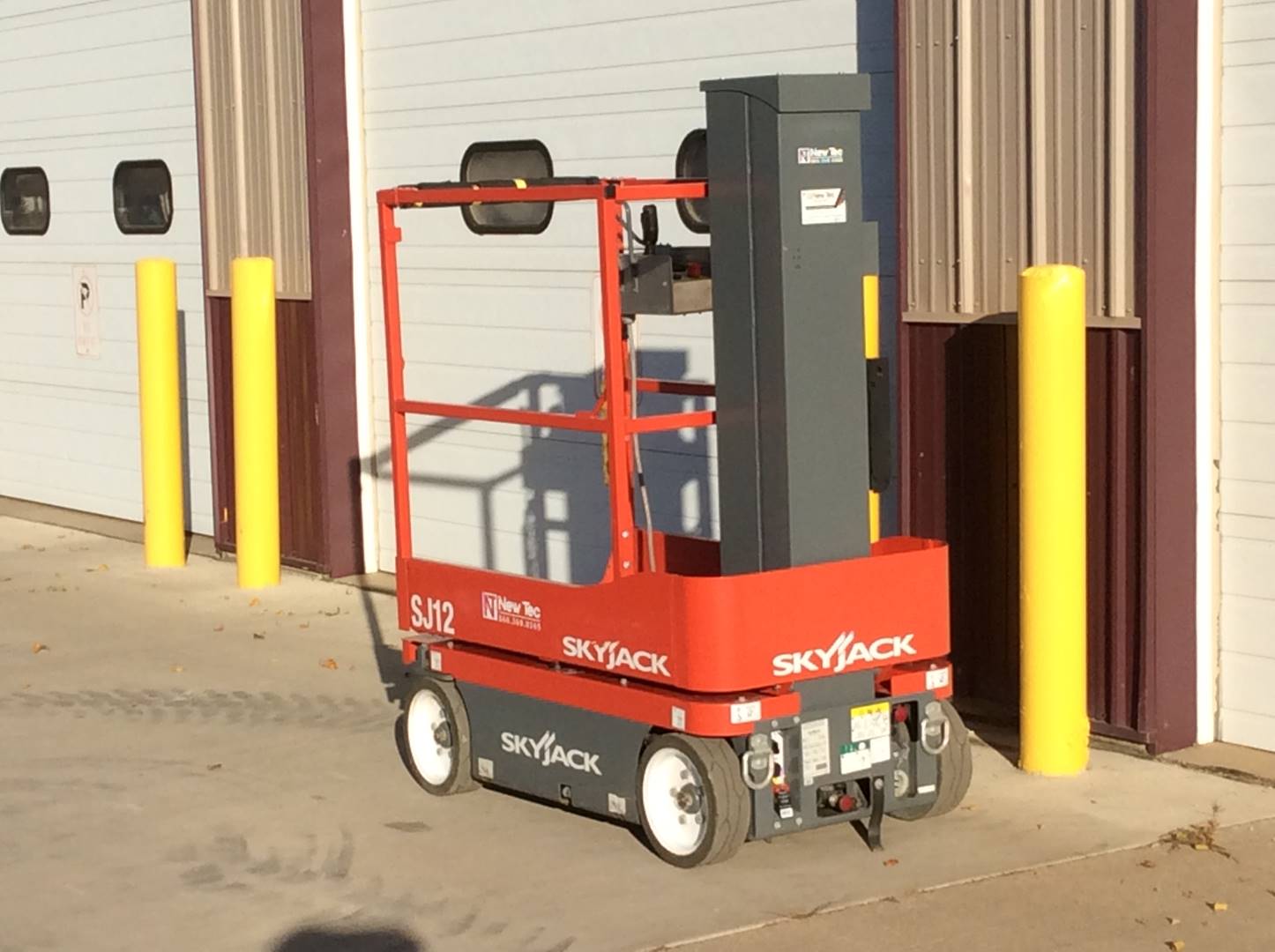 2017 Electric Skyjack SJ12 Slab