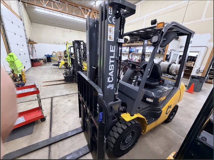 2025 LP Gas Castle Pneumatic Tire 4 Wheel Sit Down | Eliftruck