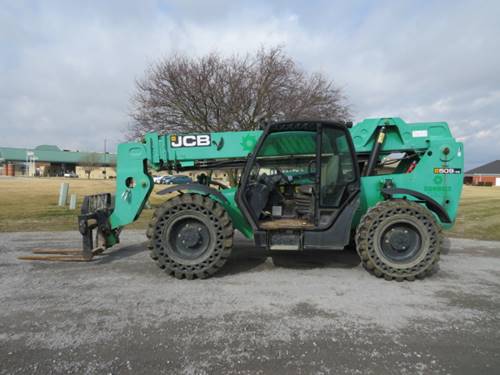 For Rent 9000 lbs - 42' lift -  Diesel