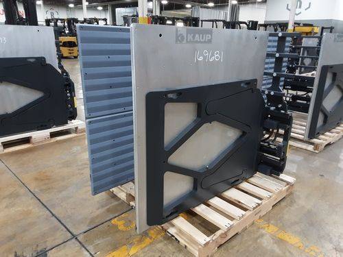 For Rent  Carton Clamps - Class II