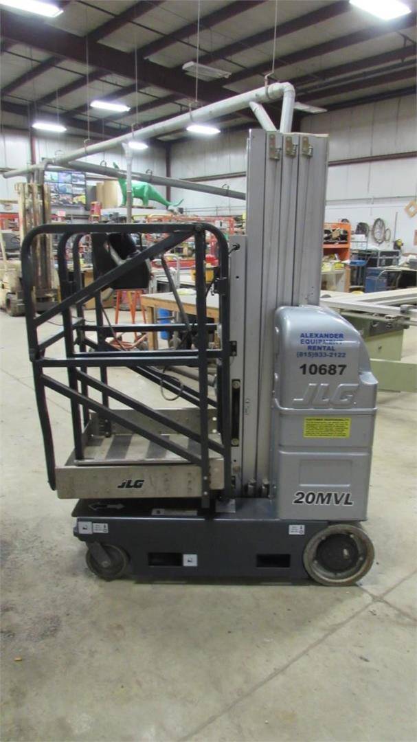 2011 JLG 20MVL Vertical Mast