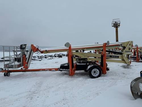 For Rent 50' lift -  DC Power -  Trailer Mounted