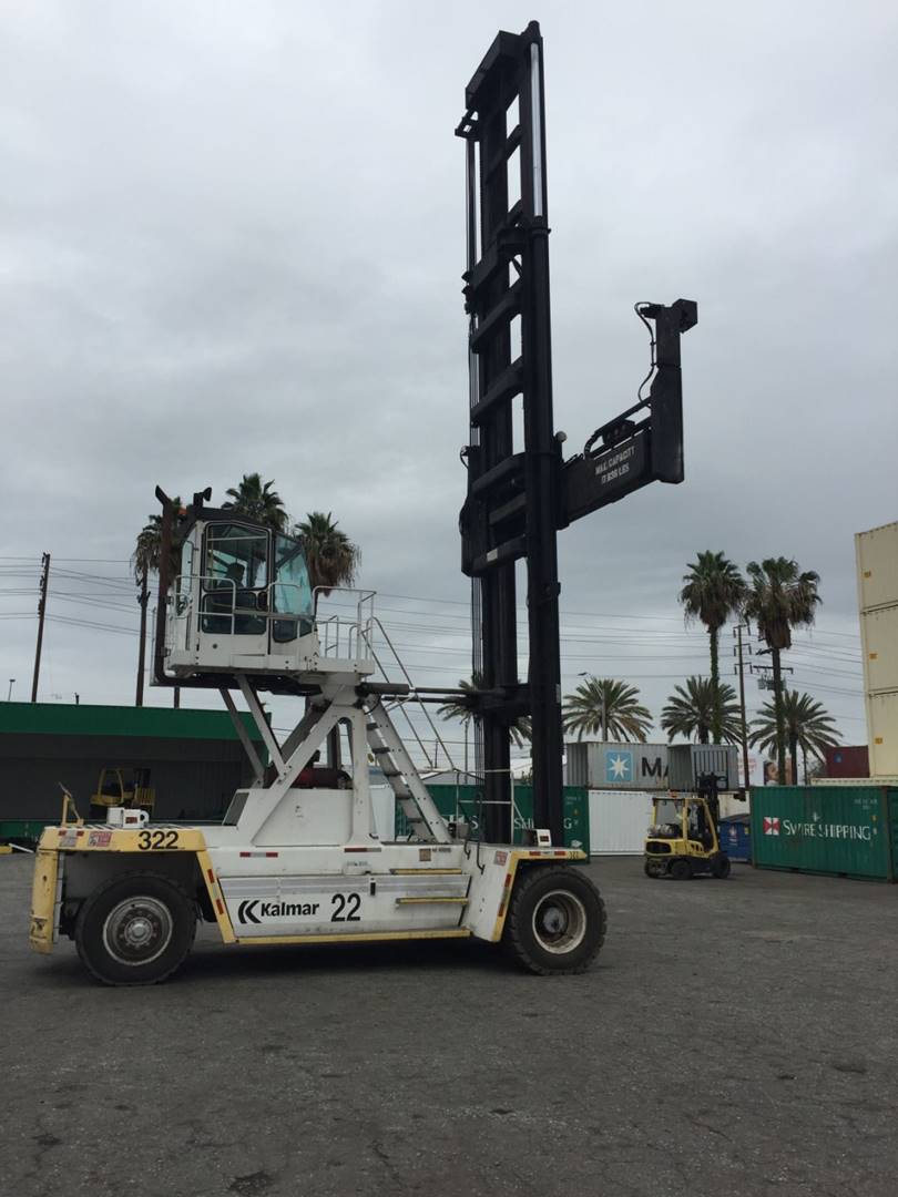 2000 Diesel Kalmar DCD8045E7 Container Handlers (Loaded/Empty)