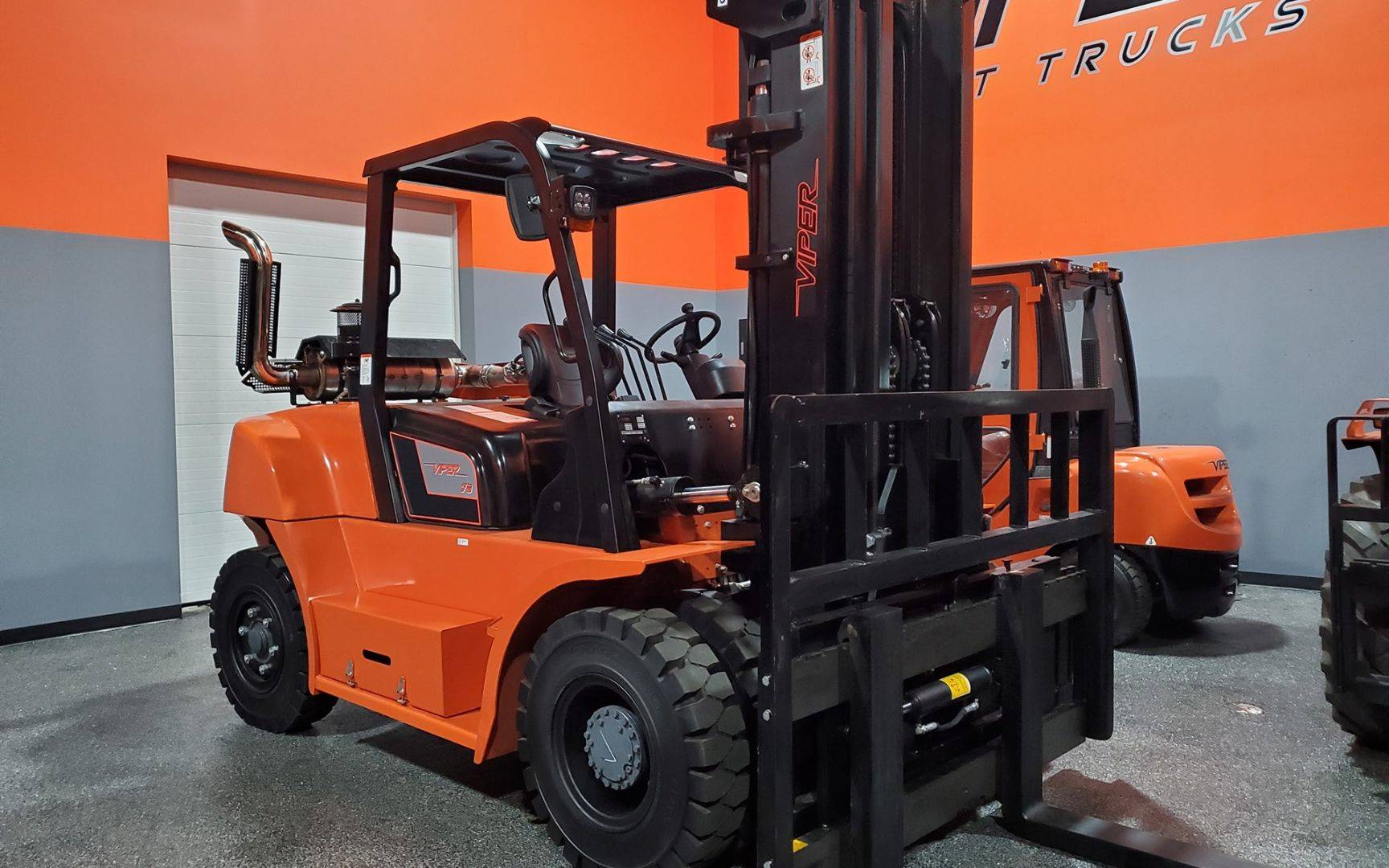 2020 Diesel Viper Lift Trucks FD70 Pneumatic Tire 4 Wheel Sit Down
