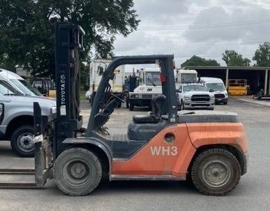 For Rent 15500 lbs - 148" lift -  Diesel - Indoor/Outdoor Pneumatic Tires