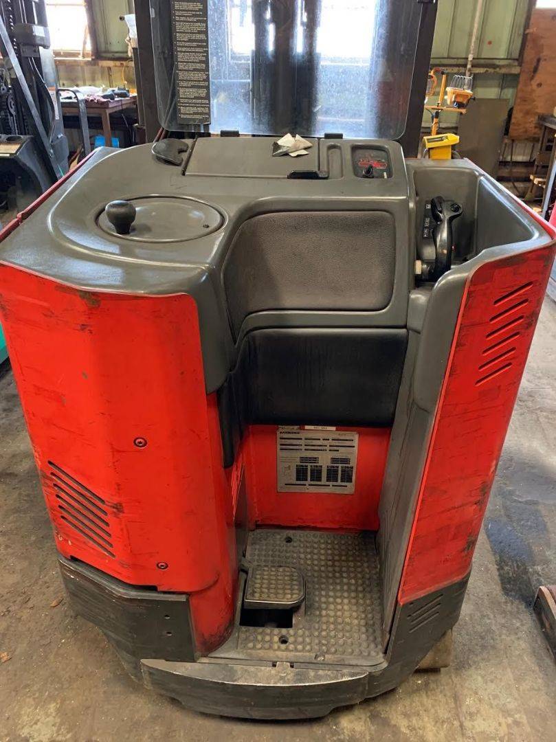 2003 Electric Raymond EASIR40TT Electric Narrow Aisle Single Reach