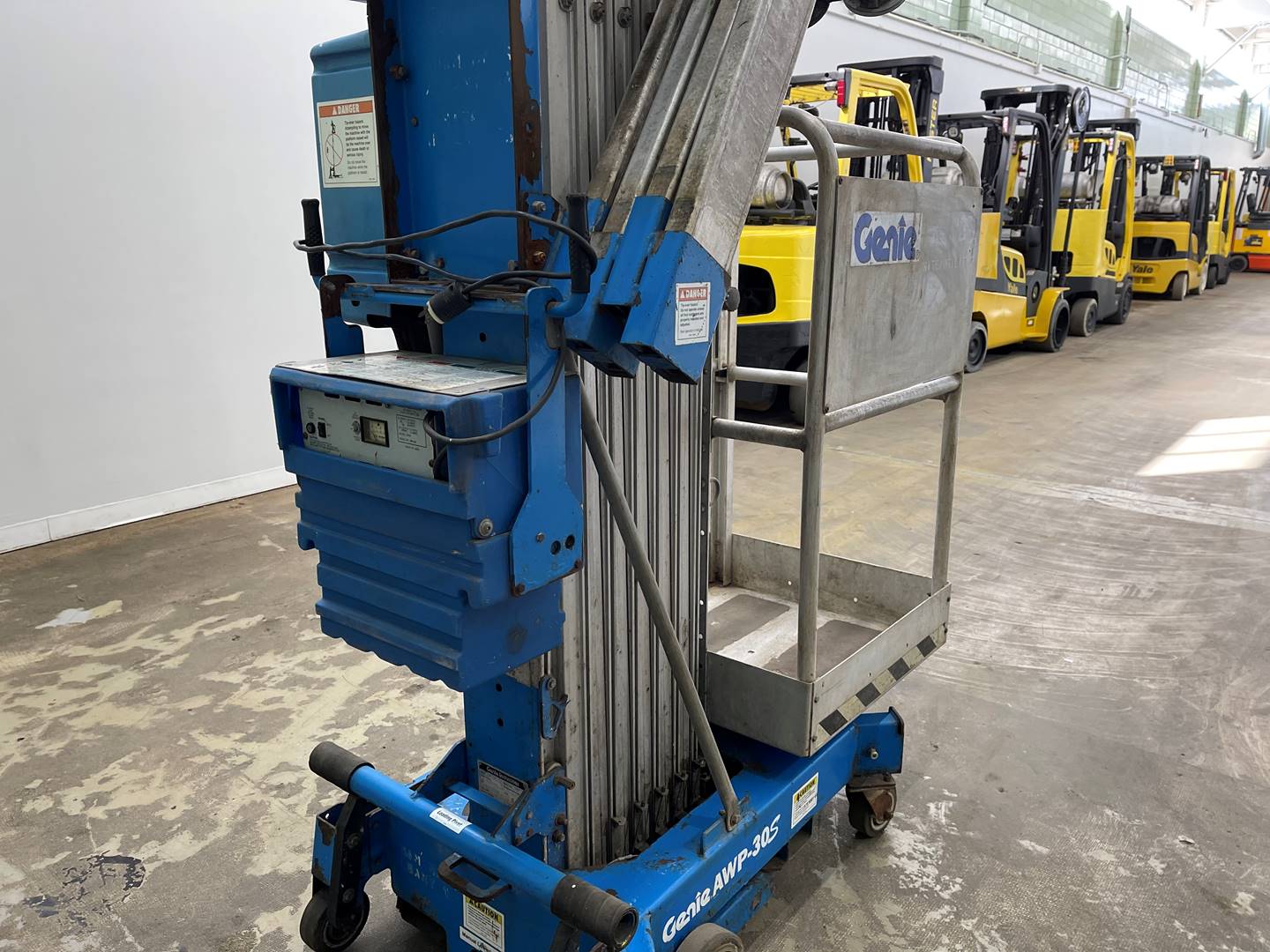 1997 Electric Genie AWP30S Aerial Work Platform