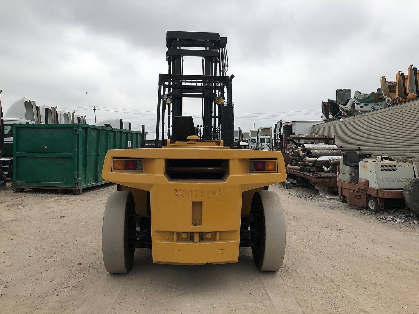 1995 Diesel Cat DP150 Pneumatic Tire 4 Wheel Sit Down