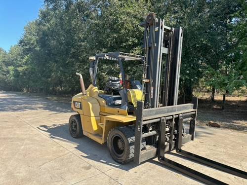 For Rent 15500 lbs - 159" lift -  Diesel - Indoor/Outdoor Pneumatic Tires