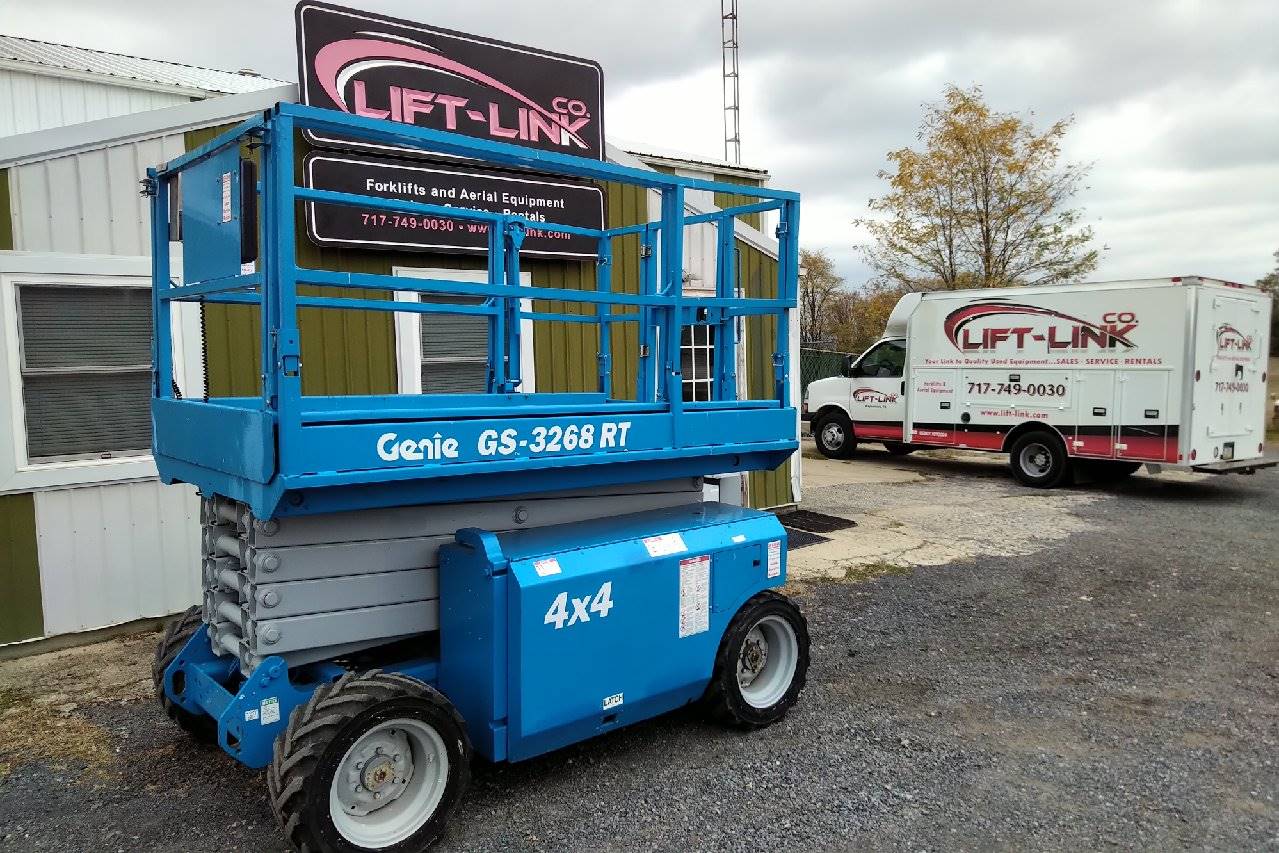2003 Dual Fuel Genie GS3268RT Slab