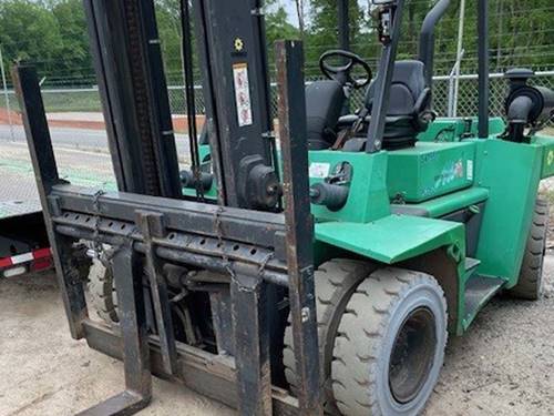 For Rent 15500 lbs - 148" lift -  Diesel - Indoor/Outdoor Pneumatic Tires