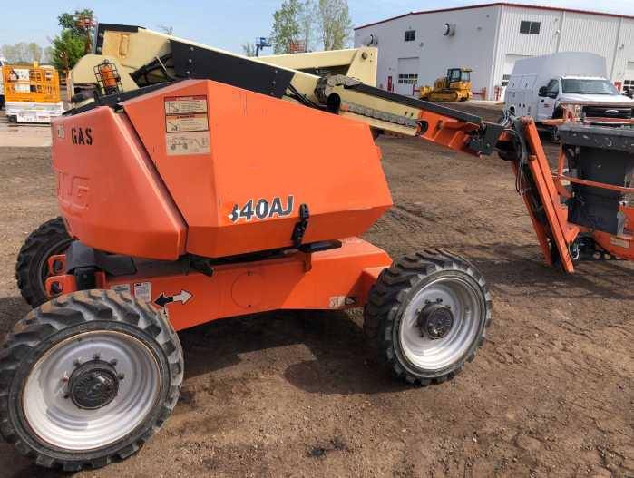 2013 Dual Fuel JLG 340AJ Articulated Boom