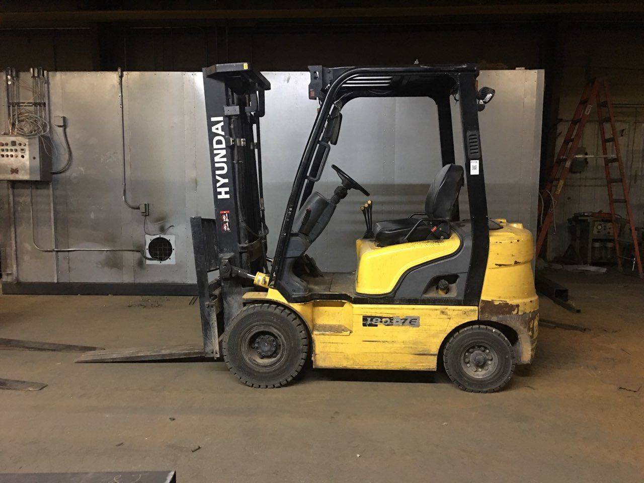 Hyundai 18d 7e