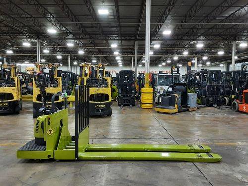 For Rent 6000 lbs -  Electric - Indoor Warehouse