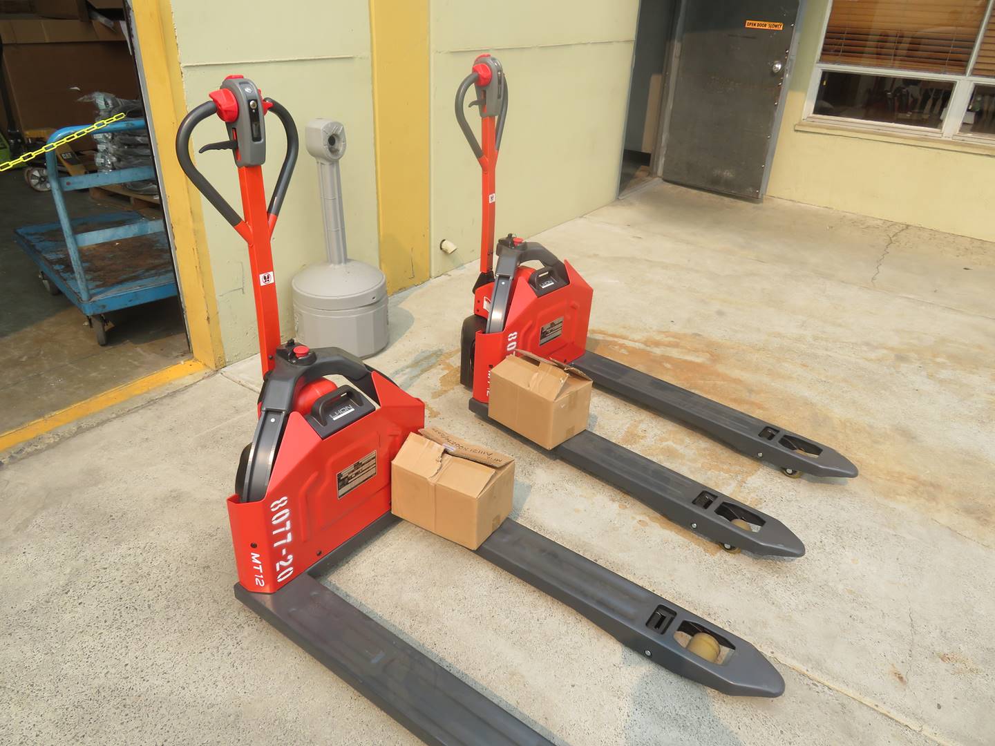 2020 Electric Linde MT12 Electric Walkie Pallet Jack