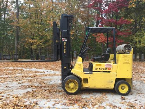 For Rent 10000 lbs - 256" lift - Gas/Propane - Indoor Warehouse