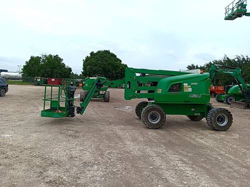 For Rent 45' lift -  Diesel -  Articulated Boom
