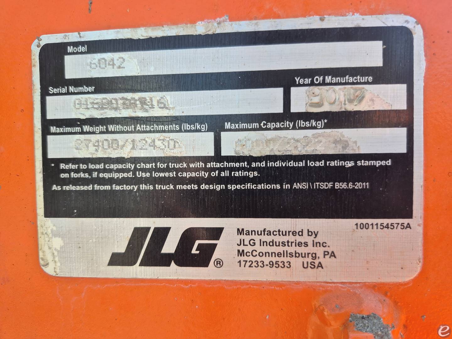 2017 JLG 6042
