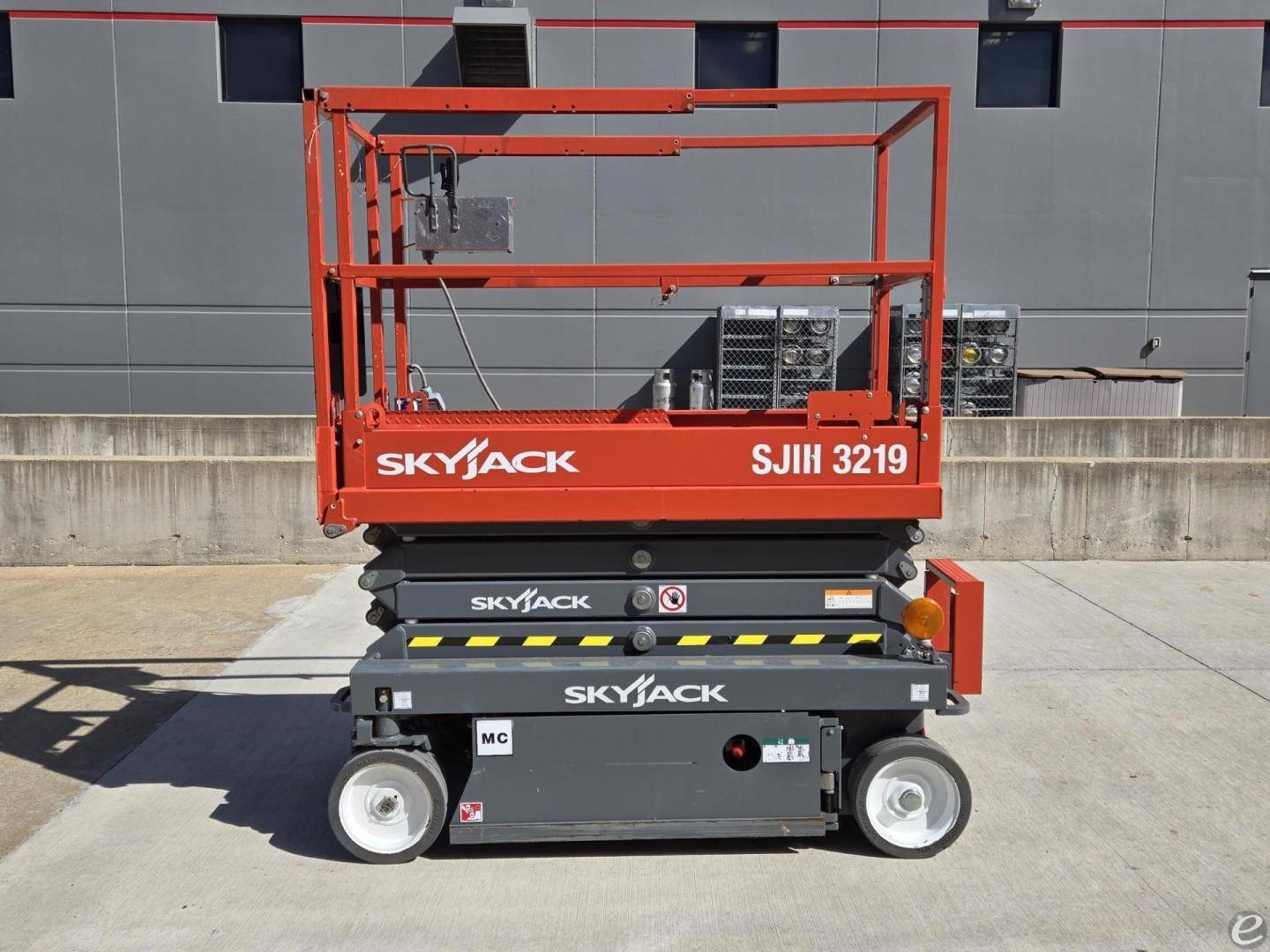 2019 Skyjack SJIII3219 Electric Sci...