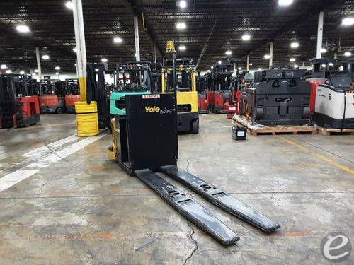 2014 Yale MPC080