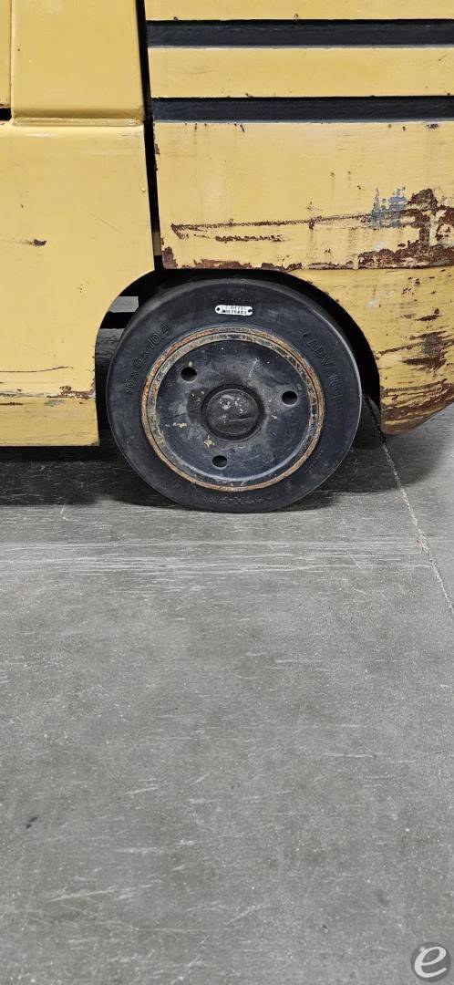 1999 Cat GC30