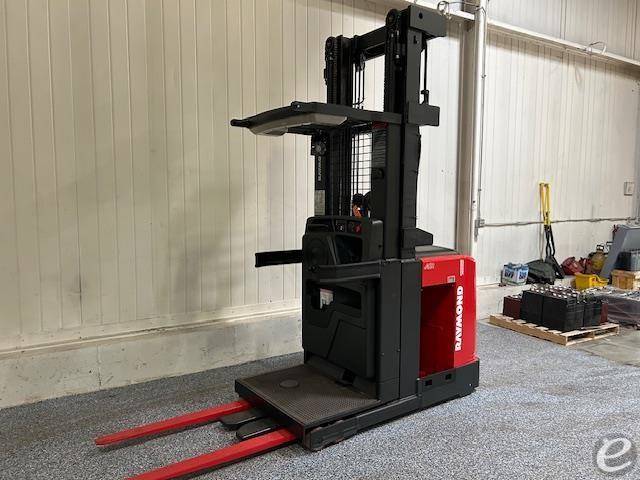 2015 Raymond 540OPC30TT Electric Order Picker - 123Forklift