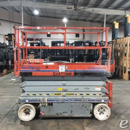 2005 Skyjack SJ3226