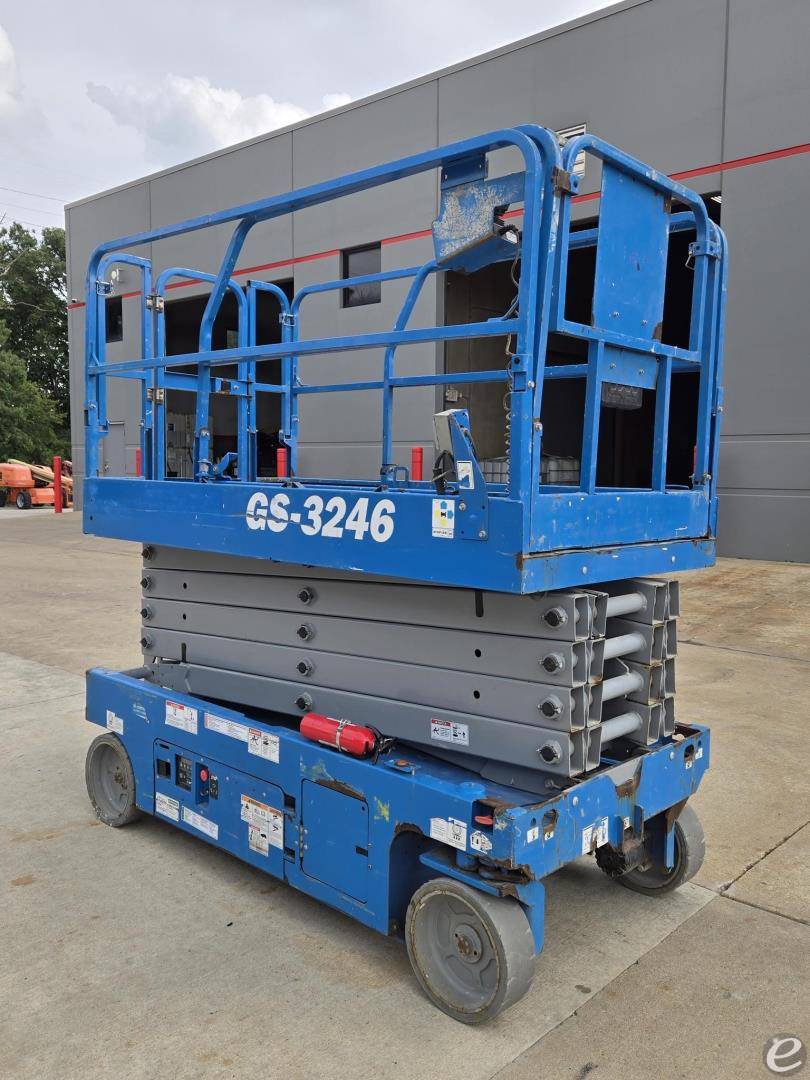 2018 Genie GS3246