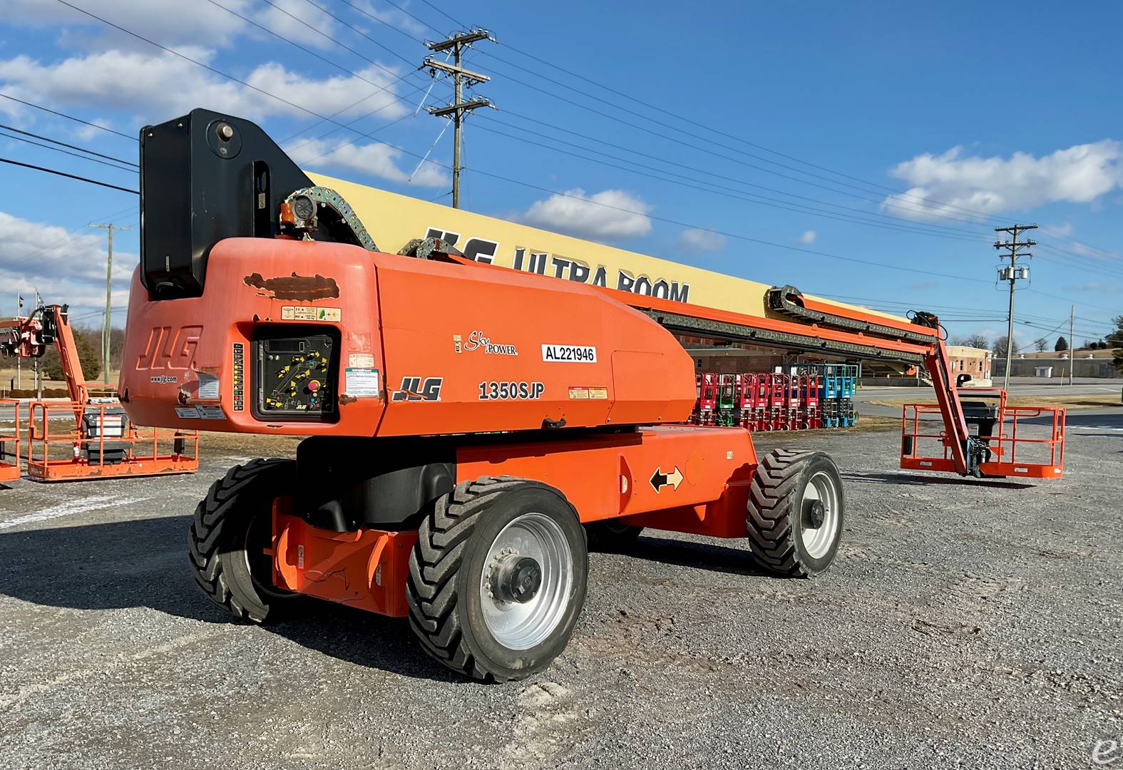 2017 JLG 1350SJP