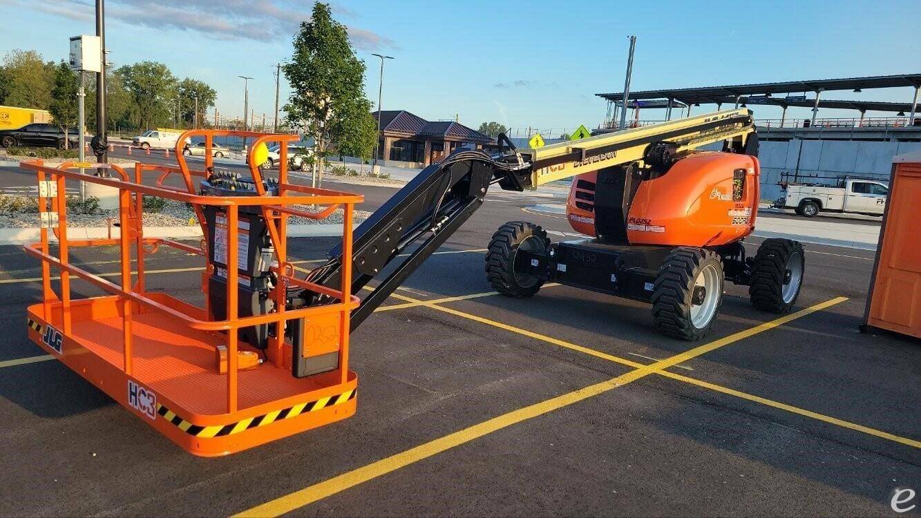 2024 JLG 600AJ HC3