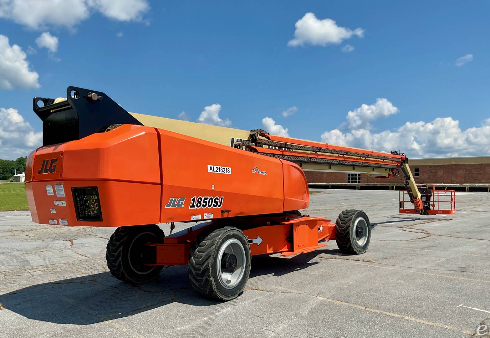 2017 JLG 1850SJP