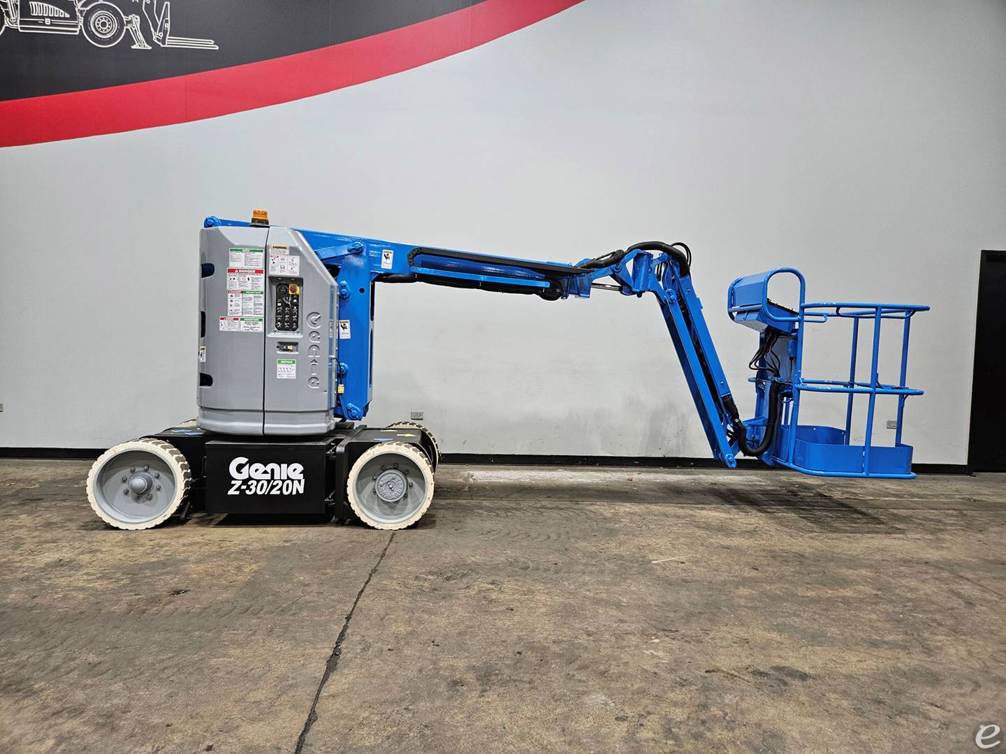 2014 Genie Z30/20NRJ