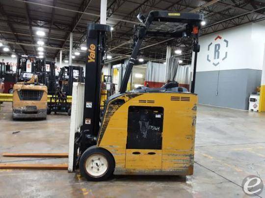 2017 Yale ESC030 Electric Forklift - 123Forklift