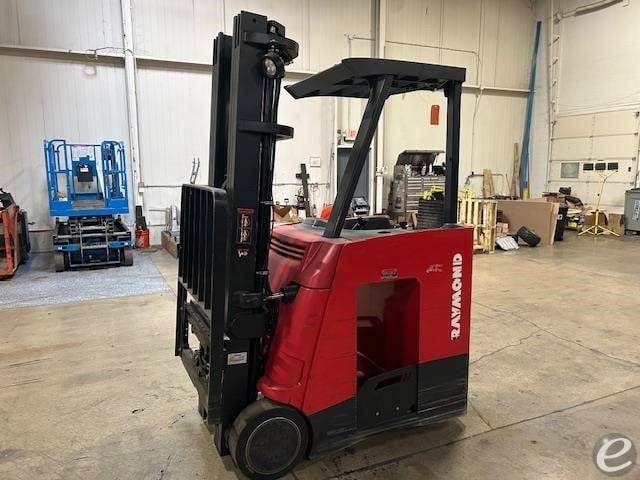 2017 Raymond 425C30TT