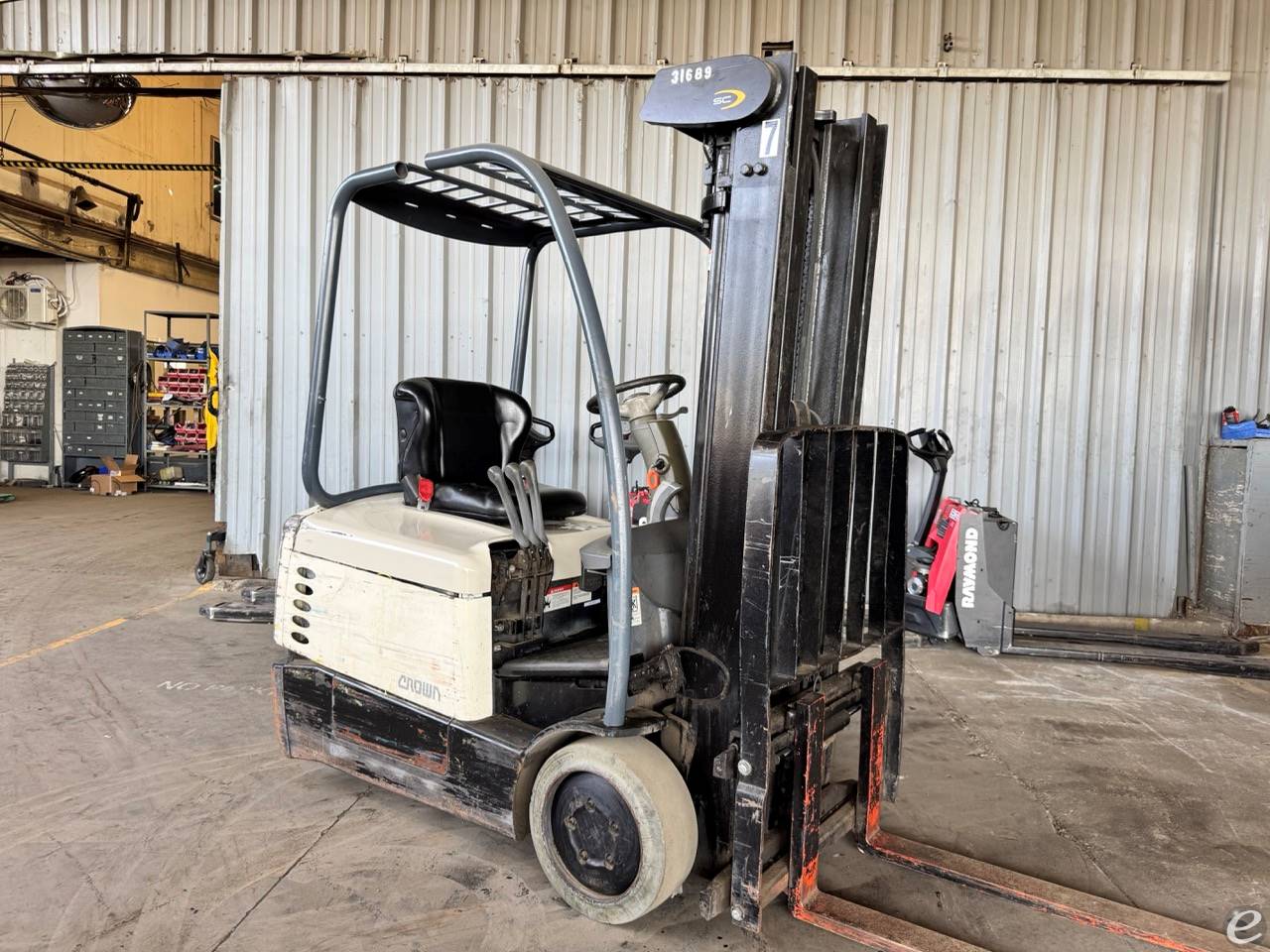 2000 Crown SC4020-30