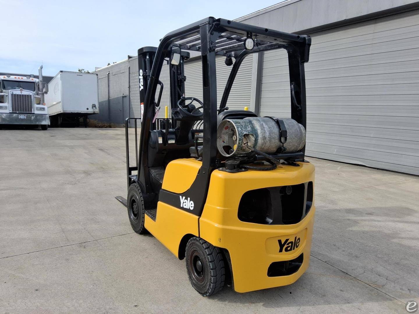 2018 Yale GLP040SVX