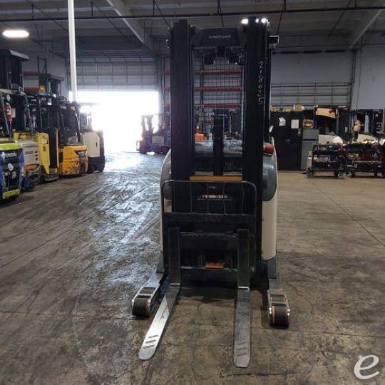 2019 Crown RR5725-45