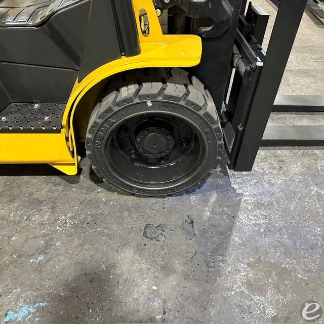 2021 Yale GLC070VX